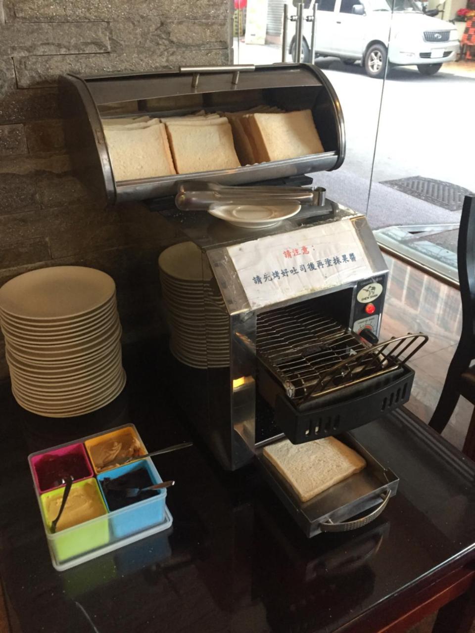 鱼池乡日月潭水岸休闲饭店住宿加早餐旅馆 外观 照片